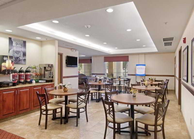 Comfort Inn & Suites Rifle Restoran gambar
